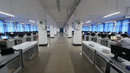 計(jì)算機(jī)中心實(shí)驗(yàn)室 電腦軟件設(shè)計(jì)與開(kāi)發(fā)領(lǐng)域的前沿探索平臺(tái)